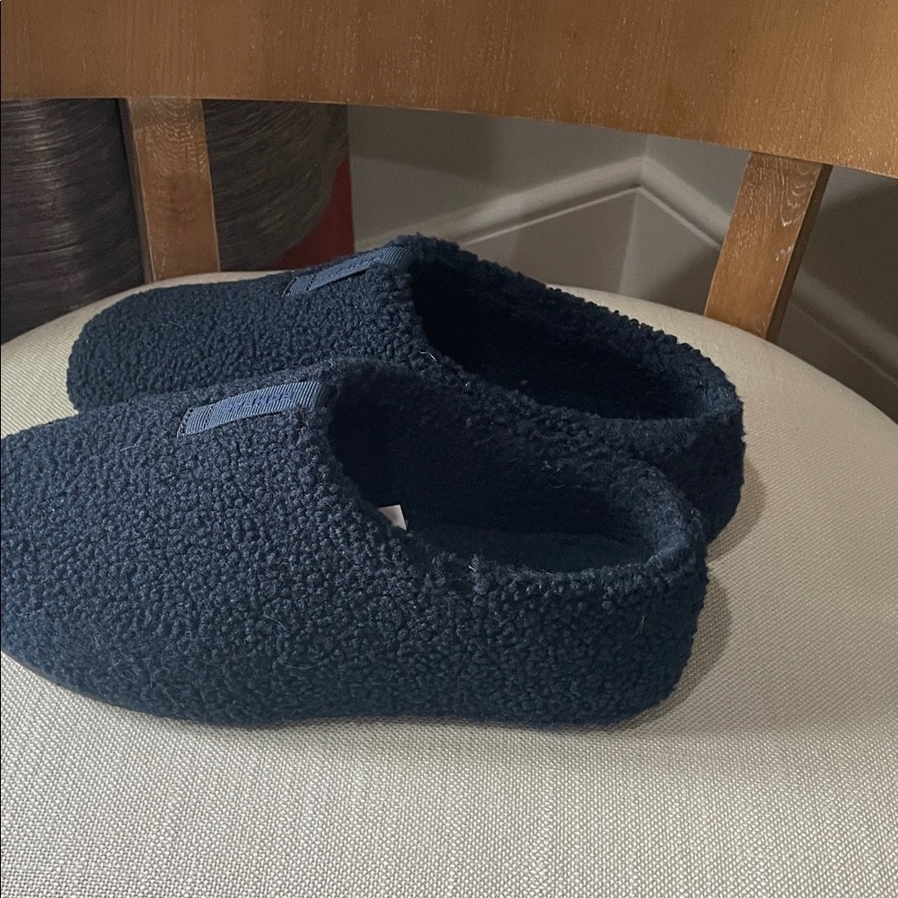 Bombas Men’s Dark Blue Sherpa Slip-On Slippers - Picture 7 of 7